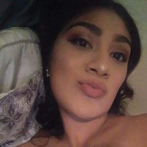 Meet your Posher, Alejandra